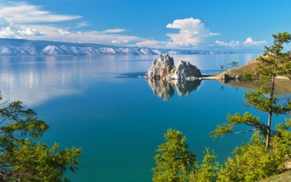 Danau Baikal Surga Tersembunyi dengan Pemandangan Epik