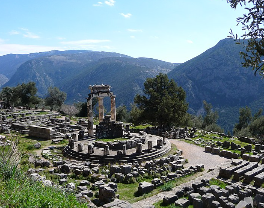 keajaiban-tempat-bersejarah-delphi-di-negeri-yunani