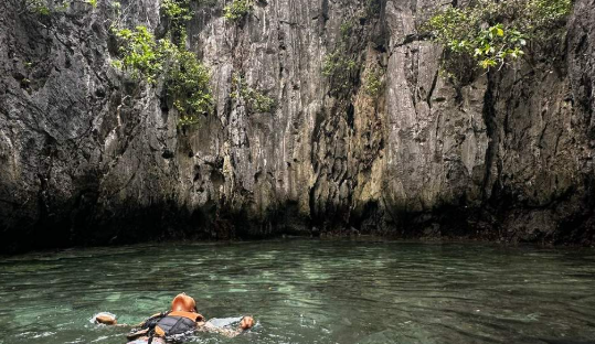 Wisata Alam El Nido Palawan dengan Laut Kristal