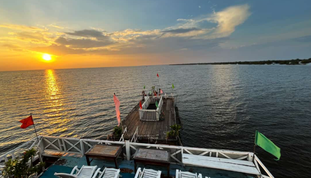 Pesona Danau Tonlé Sap dan Desa Terapungnya