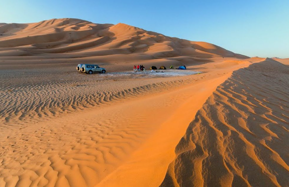 Pesona Gurun Rub’ al Khali yang Menakjubkan
